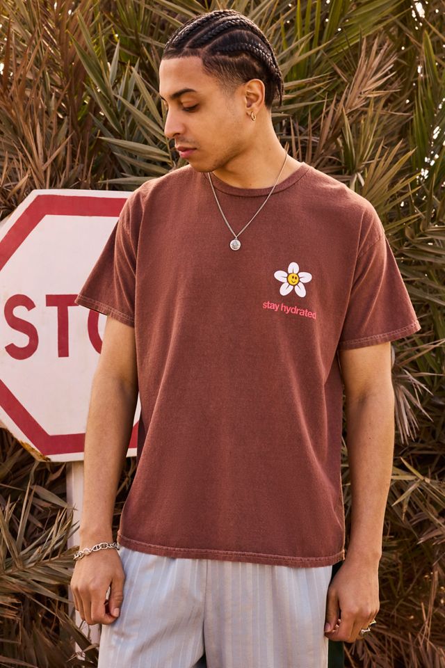 UO Braunes Trink H2O T-Shirt #3