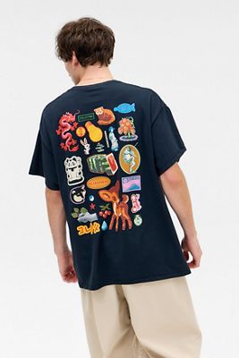 T-shirt UO Nera con Stampa Asiatica