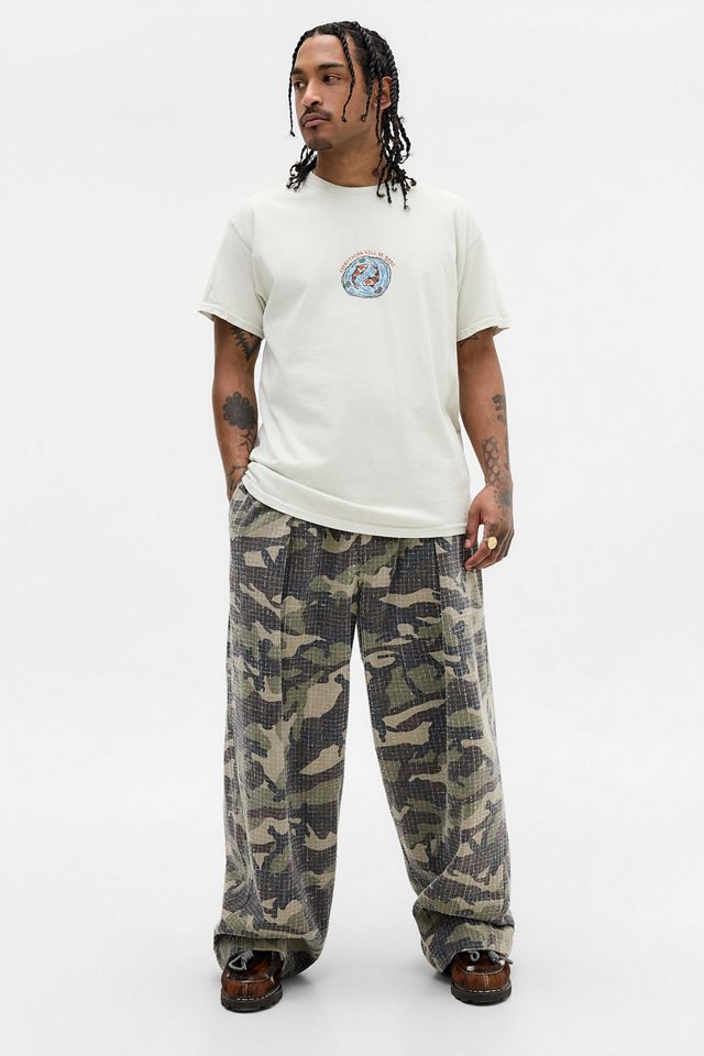 T-shirt UO blanc motif Okoi #1