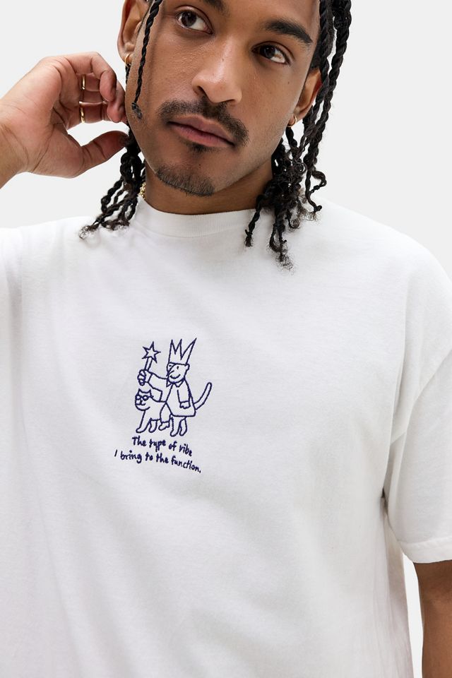 Camiseta UO Blanca Bordada Type Of Vibe #2