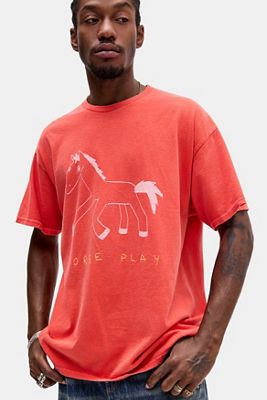 Camiseta UO Red Horseplay