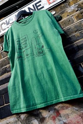 UO Green Snoopy Beach T-Shirt