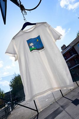 T-shirt graphique UO Snoopy pêche