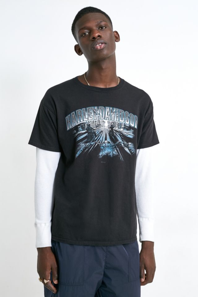 Beyond Retro UO Exclusive Double Layer Band T-Shirt | Urban Outfitters UK