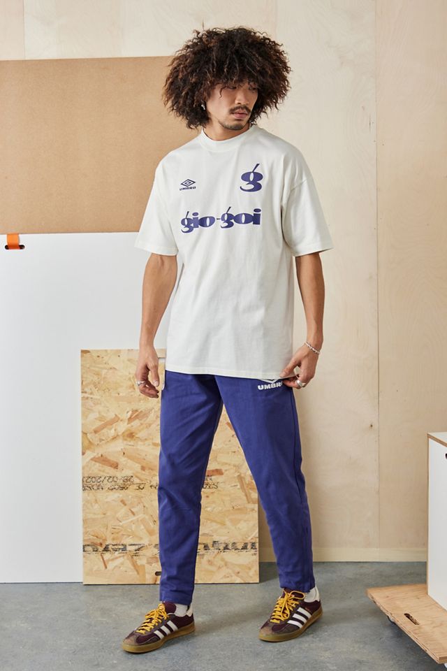 Umbro x Gio Goi Marshmallow Football Jersey | Urban Outfitters UK