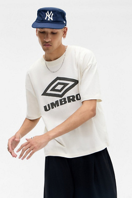 Umbro UO Exclusive Off White Vintage T-Shirt - White L at Urban Outfitters