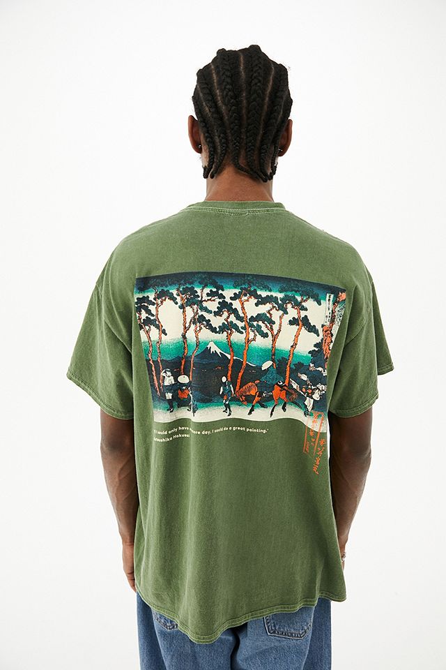 UO Green Hokusai Tokido T-Shirt | Urban Outfitters UK