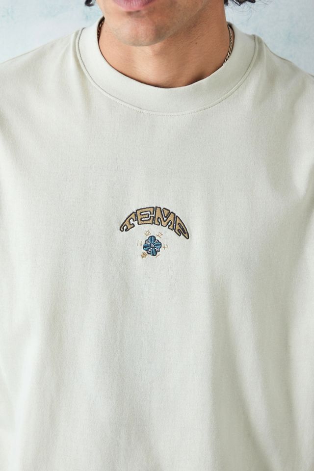 Camiseta exclusiva de Temp Collective UO Ecru Lost City #3