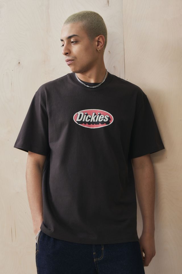 Dickies UO Exclusive Brown Saxman T-Shirt | Urban Outfitters UK