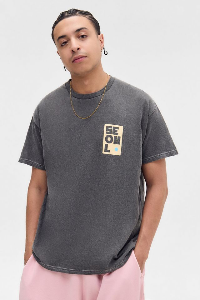 UO Schwarz Seoul T-Shirt #1