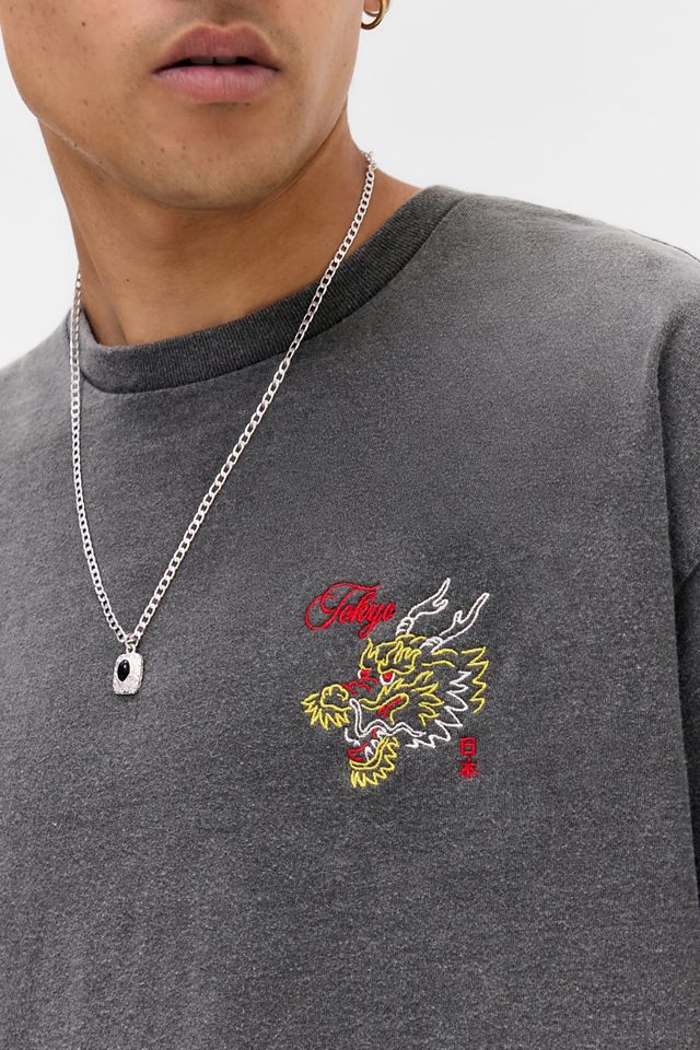 UO Tokyo Drachen Bestickt Motiv T-Shirt #2