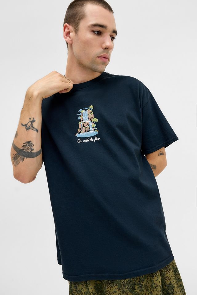 UO Schwarzes Waterfall T-Shirt #1
