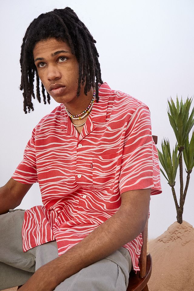 Levi's Paradise Pink Cubano Shirt | Urban Outfitters UK