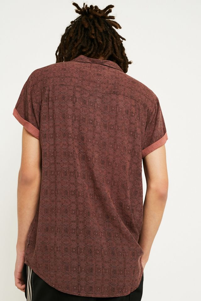 Camisa roja de manga corta con estampado geográfico de Rolla #1