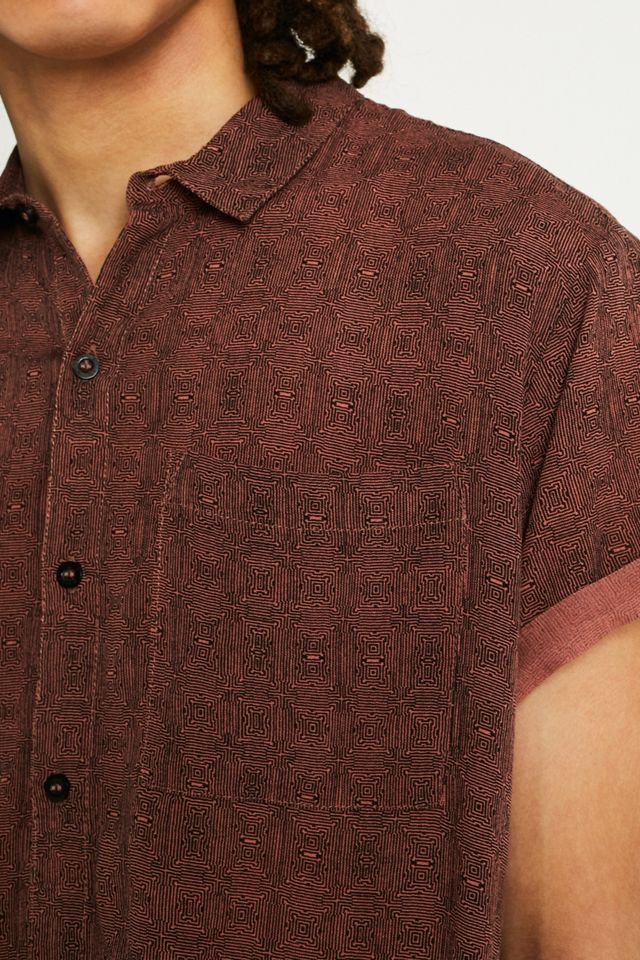 Camisa roja de manga corta con estampado geográfico de Rolla #3