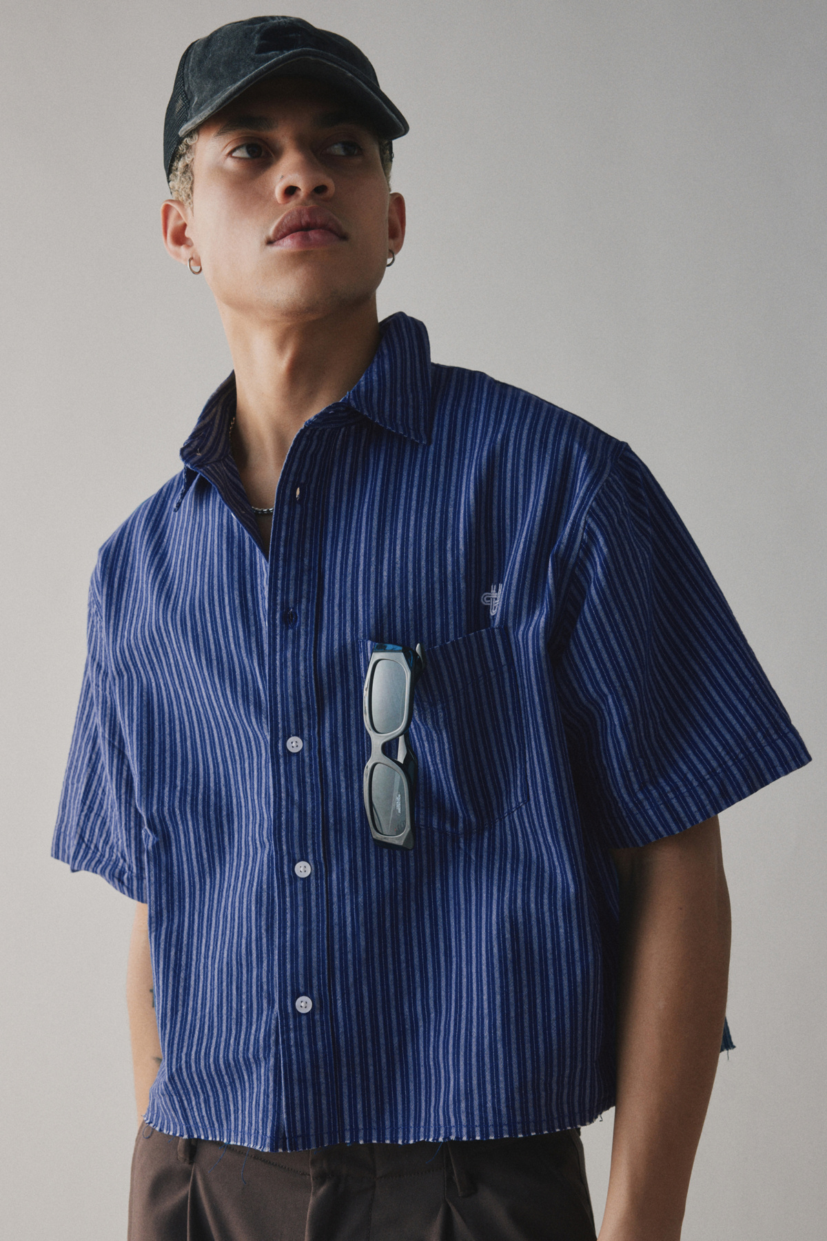UO Cut Off Stripe Oxford Shirt