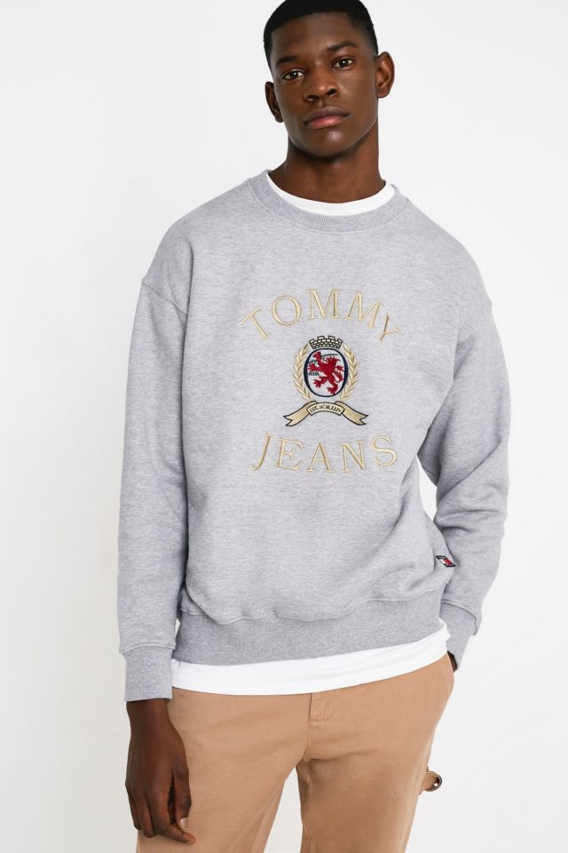 Tommy jeans outlet crest jumper