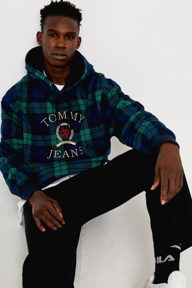 Tommy jeans plaid deals crest logo hoodie