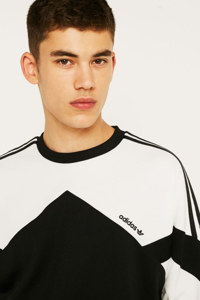 Adidas originals palmeston crew hot sale sweatshirt