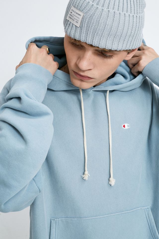 Blue champion outlet hoodie urban outfitters