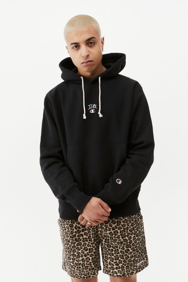 Urban outfitters sale black champion hoodie