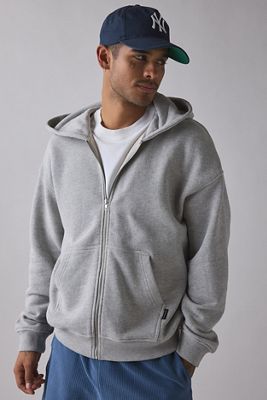 Sweatshirt à col rond Beyond | Urban Outfitters Canada