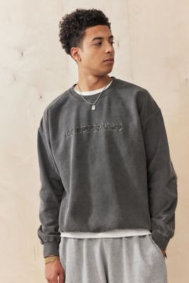 UO Pink Mount Fuji Souvenir Sweatshirt | Urban Outfitters UK