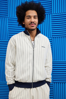 Iets frans. Ecru Pinstripe Track Top en taille: XS - iets frans... - Modalova