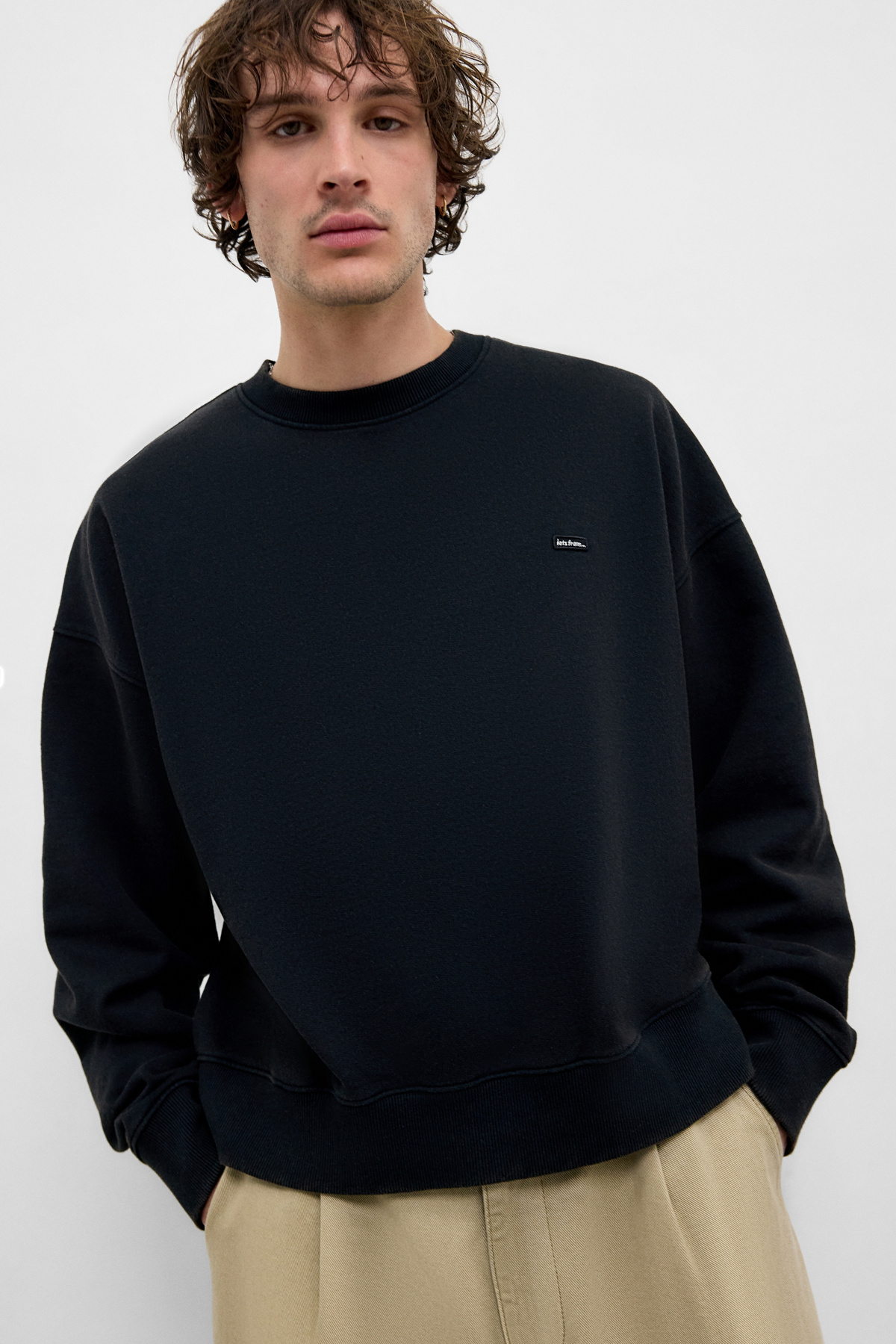 iets frans... Black Cropped Sweatshirt