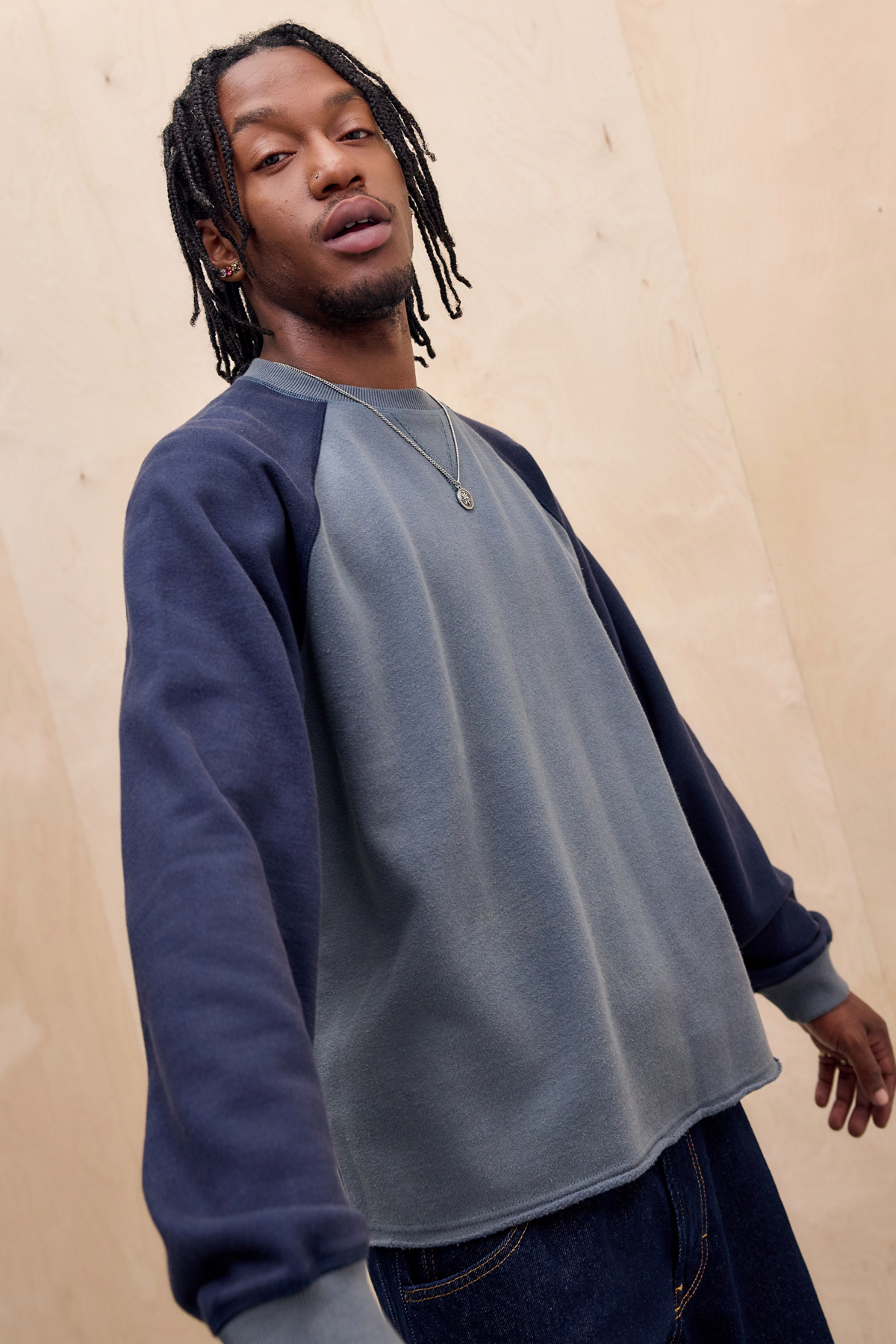 BDG Blue Tonal Raglan Sleeve Sweatshirt