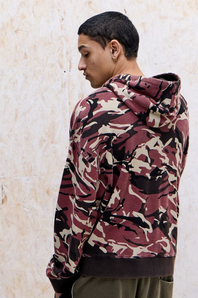 iets frans...Sweat à capuche zippé gaufré camouflage rouge #3