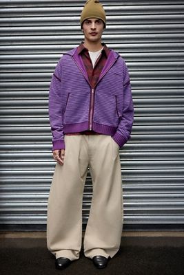 Felpa con Cappuccio a Righe con Zip Archivis