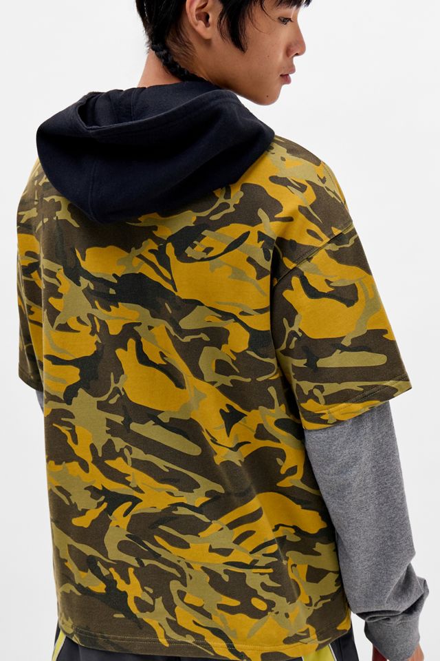 iets frans... T-shirt con cappuccio a doppio strato con stampa mimetica #2