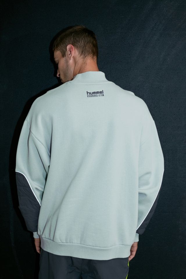 Hummel X Willy Chavarria - Sweatshirt faux col et poche kangourou Harbor Mist #1