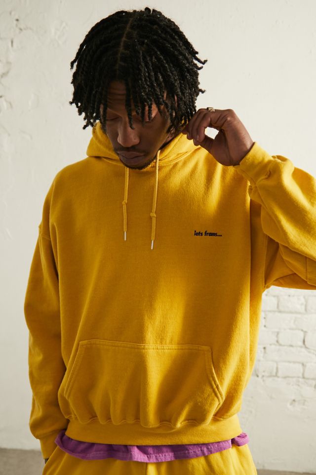 iets frans. Yellow Hoodie