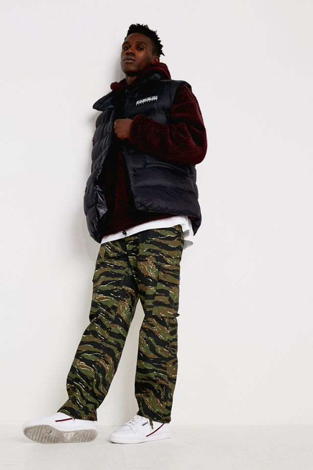 Urban Outfitters – Hoodie aus Teddyplüsch in Pflaumenblau #1