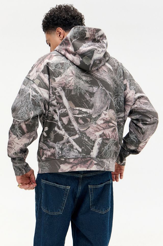 UO Baum Tarnmuster Kapuzenpullover #3