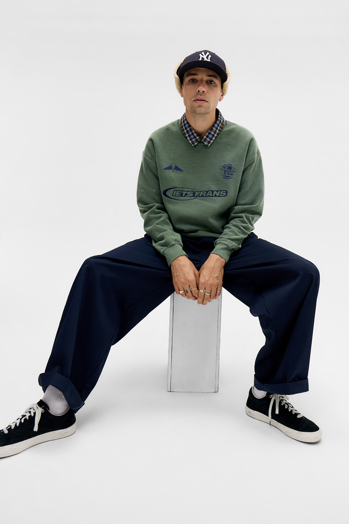 iets frans... Green Football Sweatshirt
