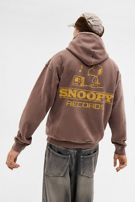 Sweat à capuche UO Snoopy par taille: Small - Urban Outfitters - Modalova