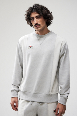 UMBRO■Round Neck Short-sleeved Sweatshirt■送料込 Umbro Mens Core Short-Sleeved Sweatshirt (XL) (Grey Marl