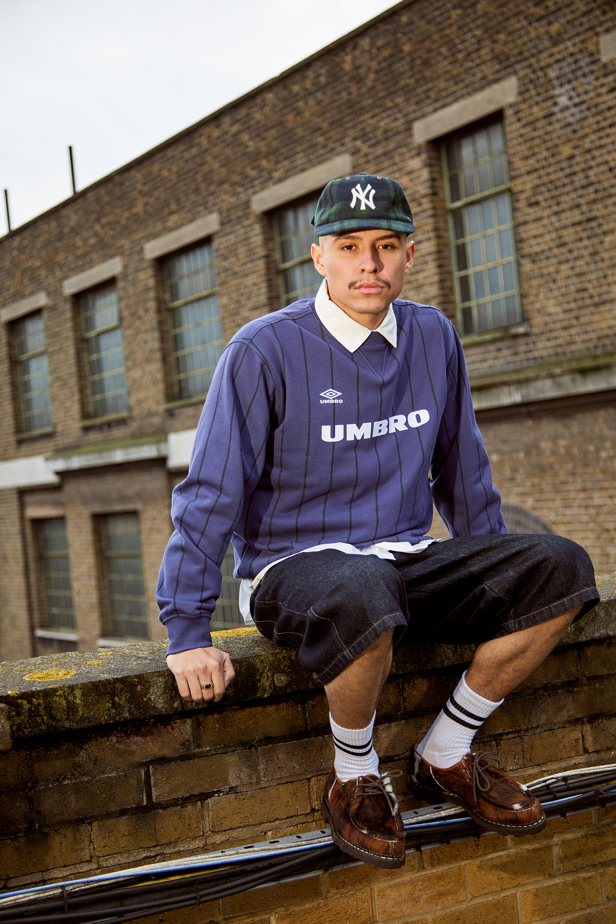 Umbro UO Exclusive Slate Stripe Sweatshirt