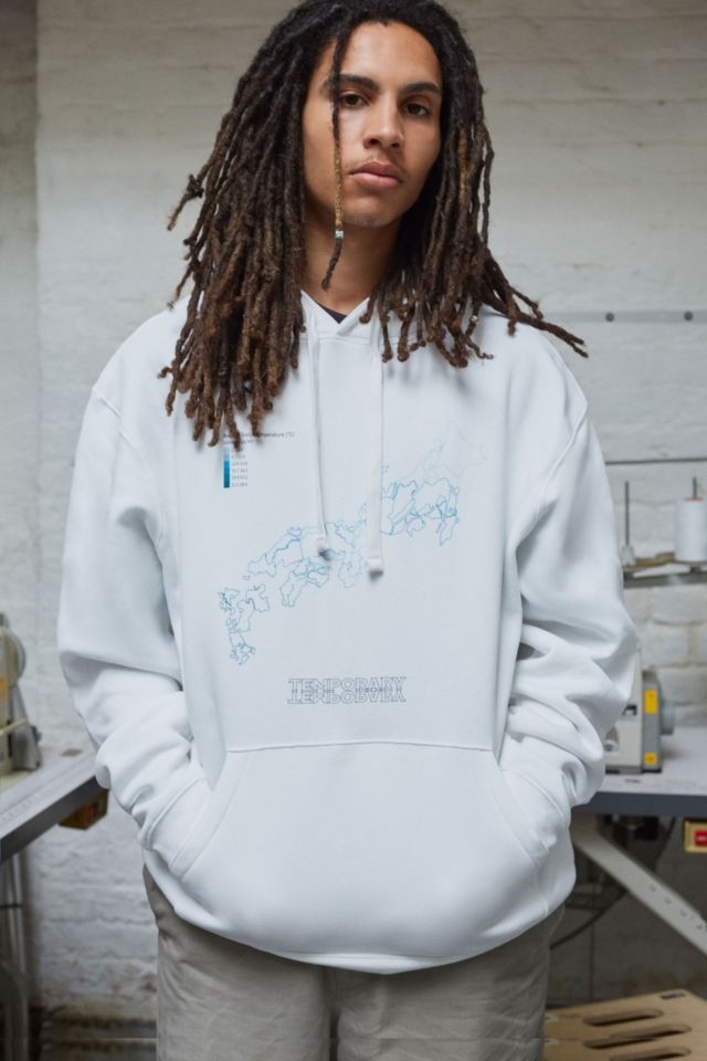 Japanese hoodie best sale urban outfitters