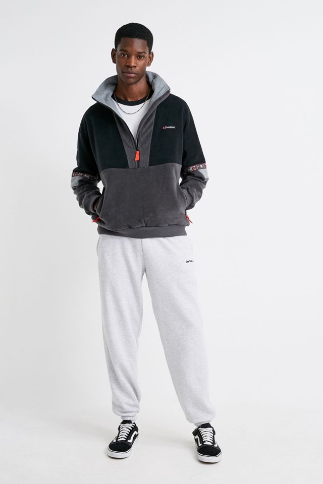 Berghaus – Schwarzes Sweatshirt „Dean Street Tramanata“ mit kurzem Reißverschluss #2