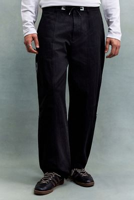 Pantalons YESEYESEE avec empiècements au dos et poches multiples
