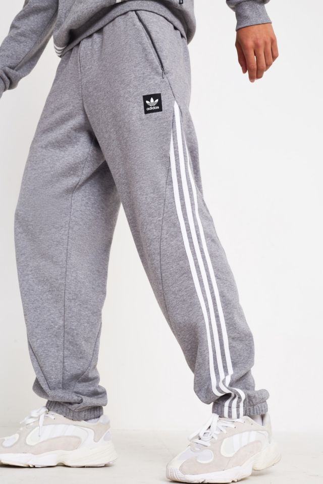 Adidas hot sale insley sweatpants