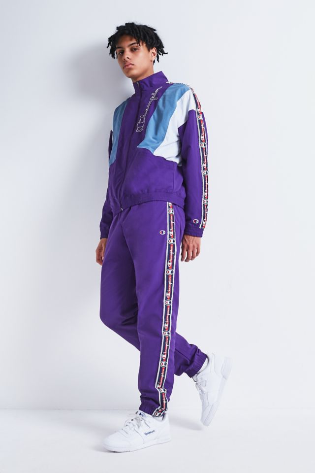 Champion sweatpants hot sale side stripe