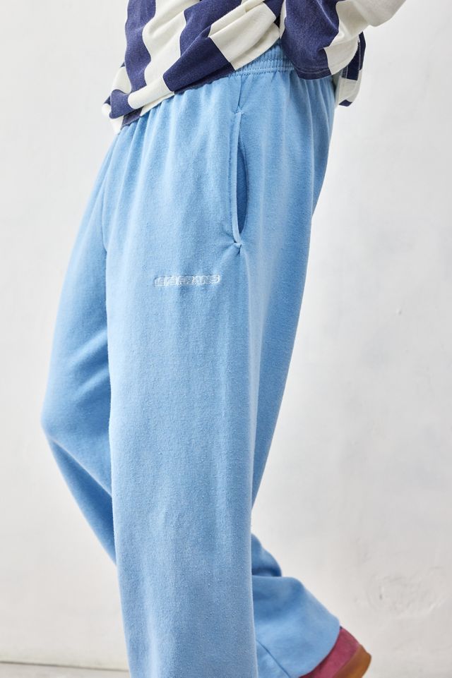 iets frans... – Jogginghose in Babyblau #1