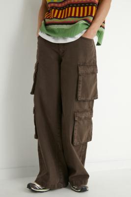 baggy cargo pants brown