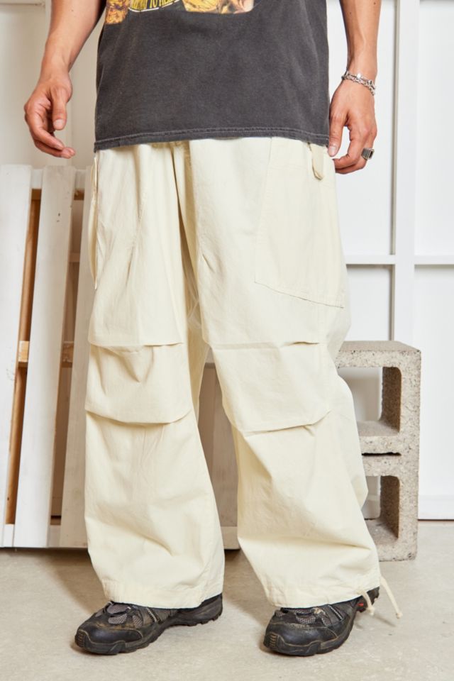 Jaded London OVERSIZED PARACHUTE PANTS - Cargo trousers - khaki 