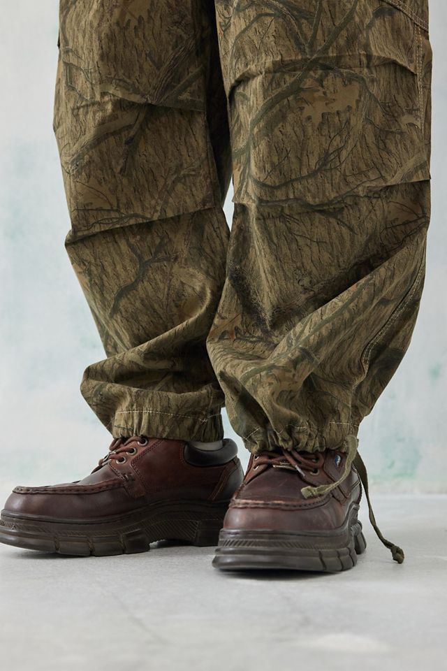 Jaded London Real Tree Camo Balloon Pants | Urban Outfitters UK